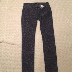 BDG Floral Jeans (25)